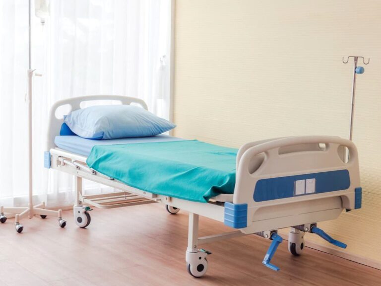 empty-chairs-room (2)